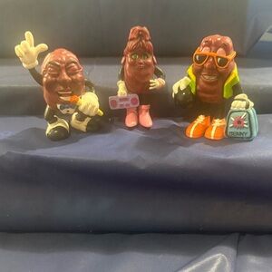 California Raisins Figures Lot Singer Bowling Benny Female Boombox 1980s